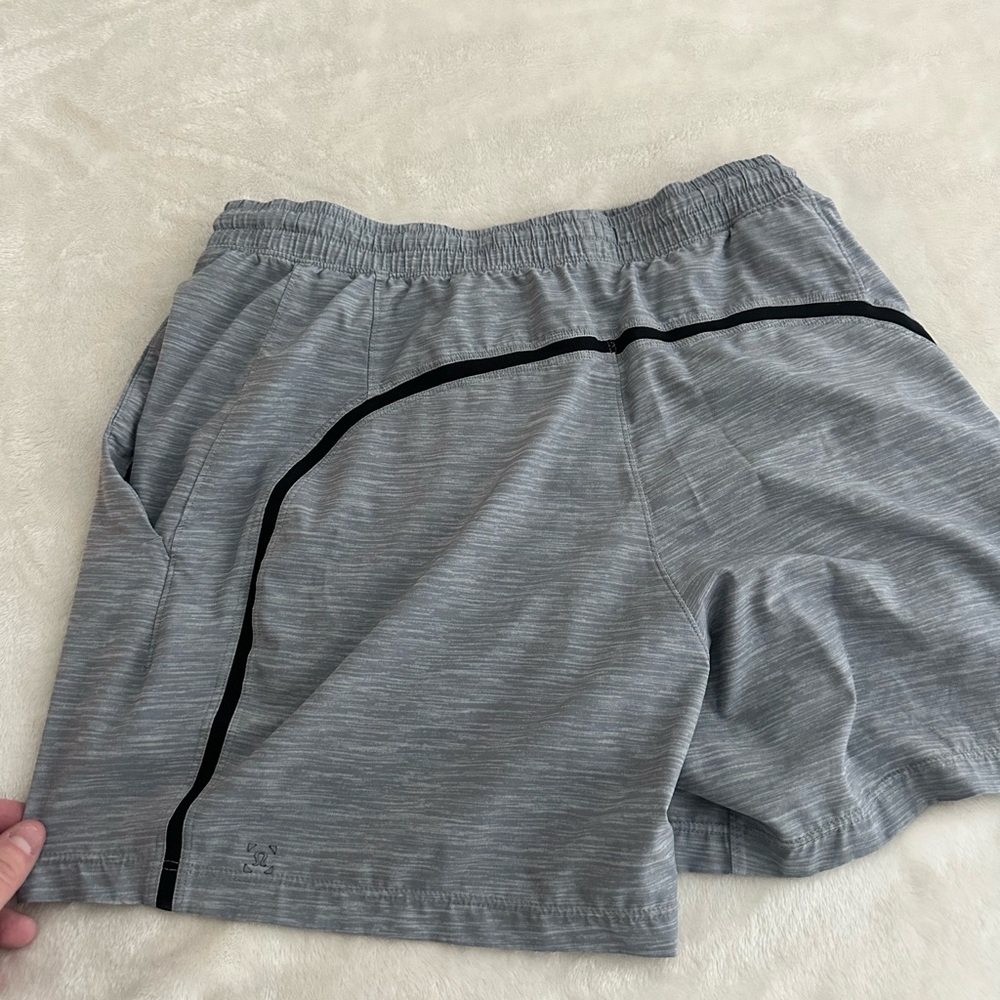 Lululemon 5 inch pace breaker LINED